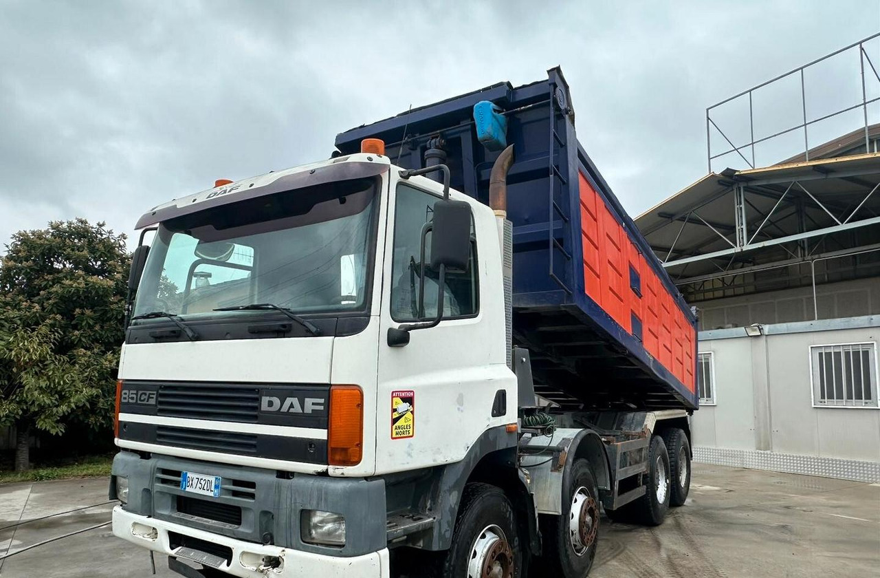 Truk jungkit : gambar 7 Truk jungkit : gambar 7