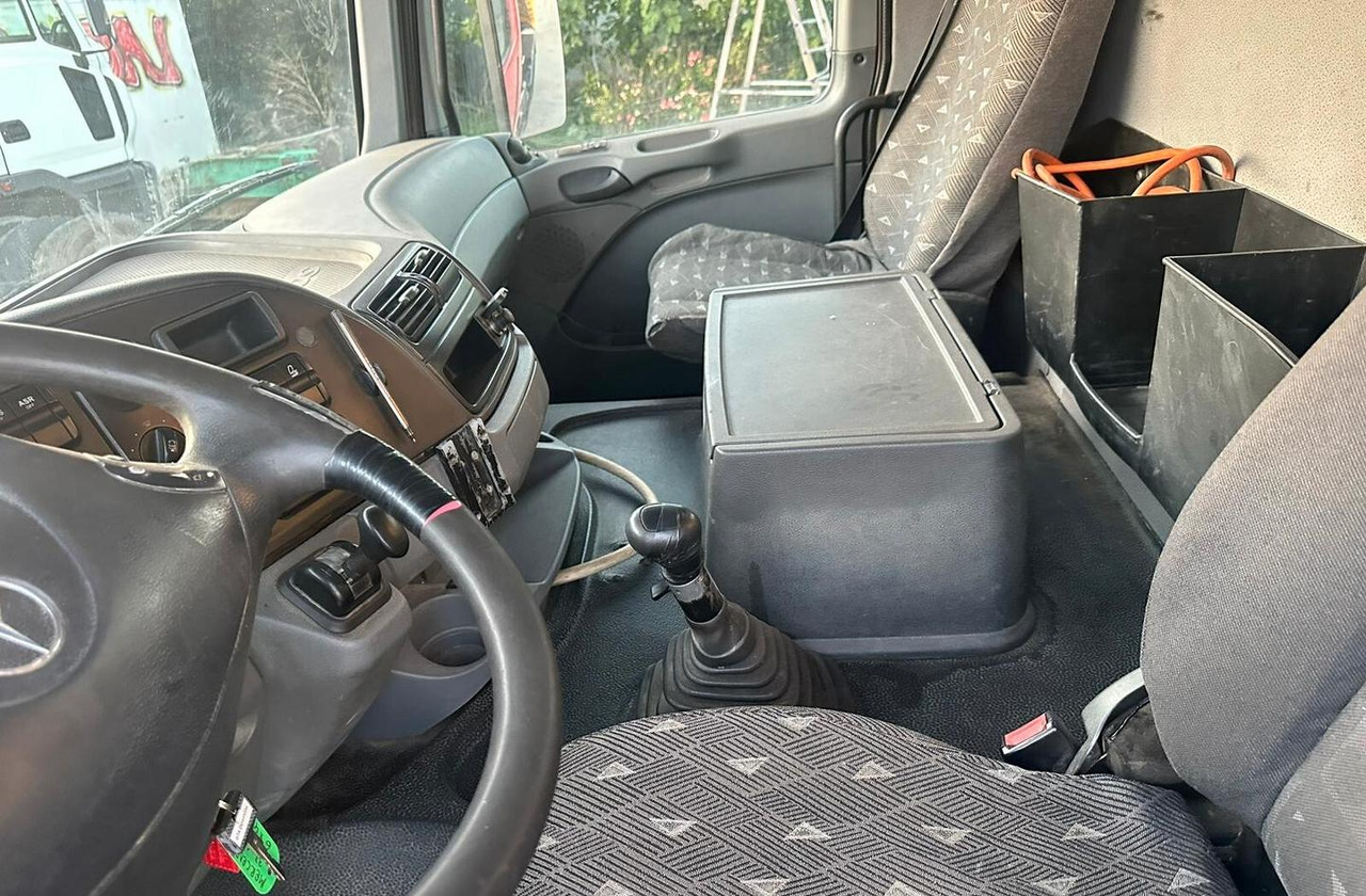 Truk jungkit Mercedes 3 assi ribaltabile euro 5: gambar 12 Truk jungkit Mercedes 3 assi ribaltabile euro 5: gambar 12