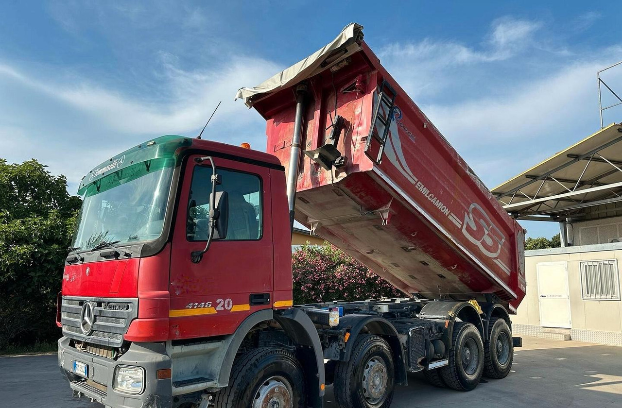 Mercedes Actros 4146 4 assi ribaltabile - Truk jungkit: gambar 5 Mercedes Actros 4146 4 assi ribaltabile - Truk jungkit: gambar 5