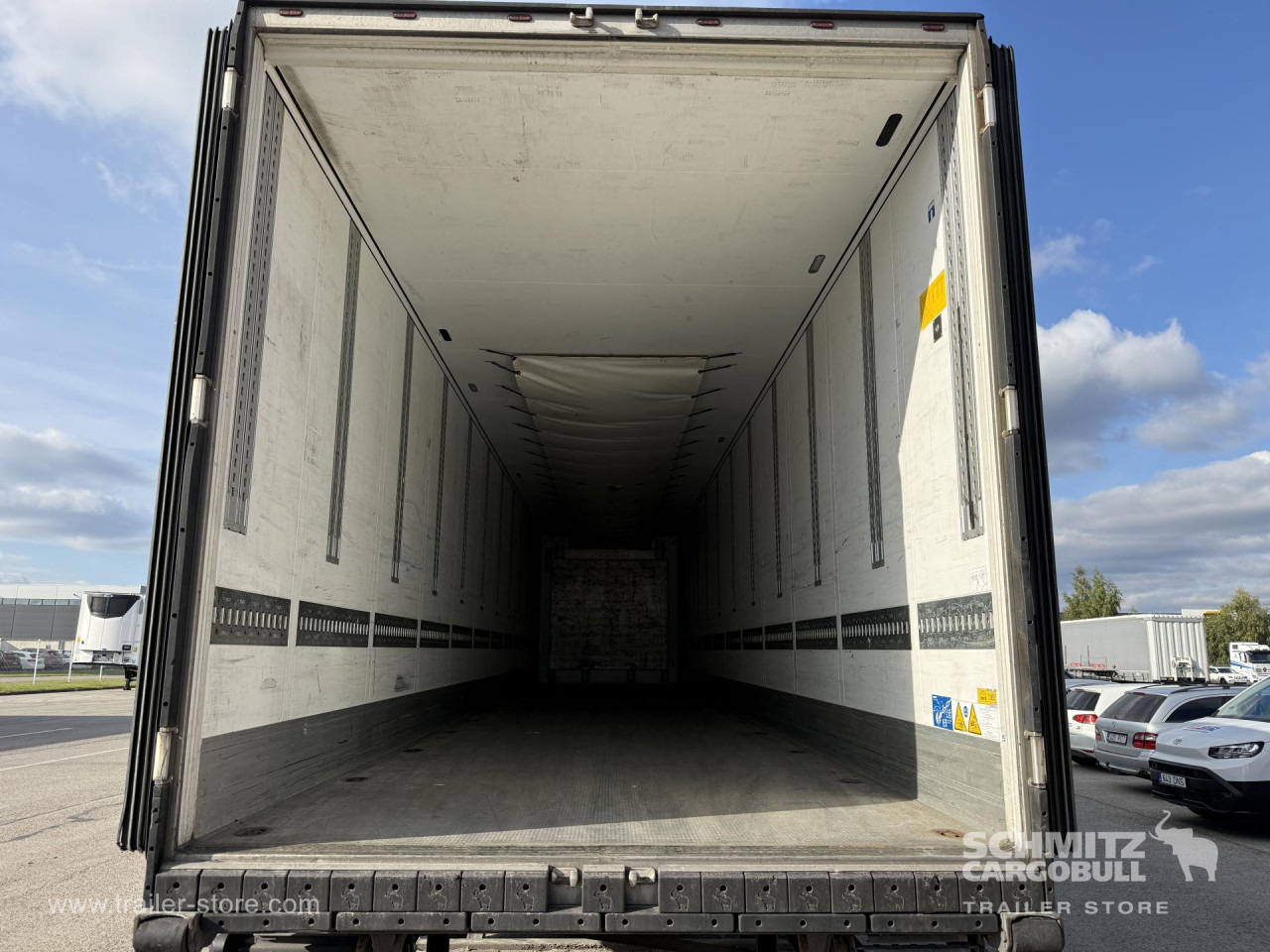 Semi-trailer isotermal SCHMITZ Reefer Standard Double deck: gambar 13 Semi-trailer isotermal SCHMITZ Reefer Standard Double deck: gambar 13