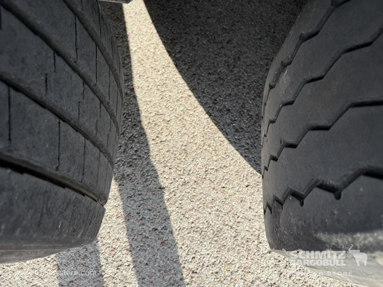 Semi-trailer isotermal SCHMITZ Reefer Standard Double deck: gambar 7 Semi-trailer isotermal SCHMITZ Reefer Standard Double deck: gambar 7