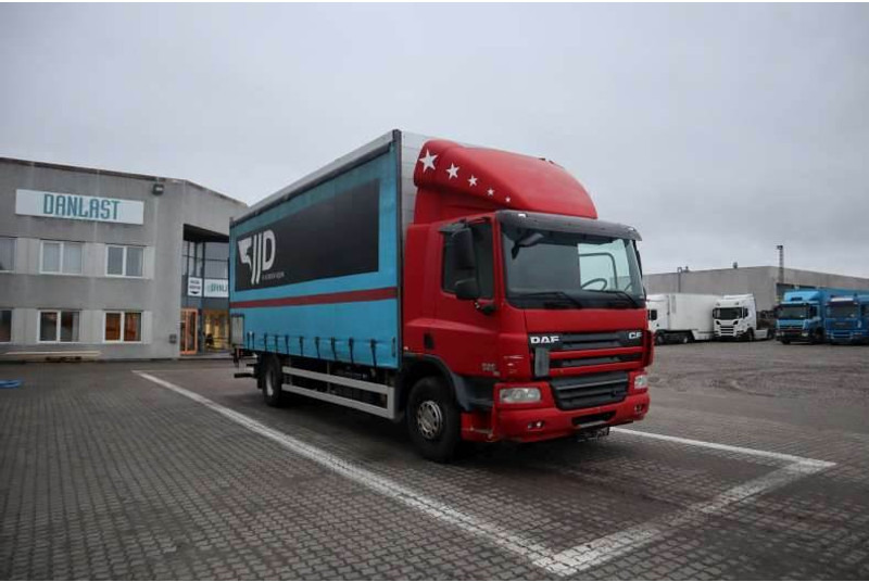 DAF CF 75-360 FA - Truk dengan terpal samping: gambar 2 DAF CF 75-360 FA - Truk dengan terpal samping: gambar 2