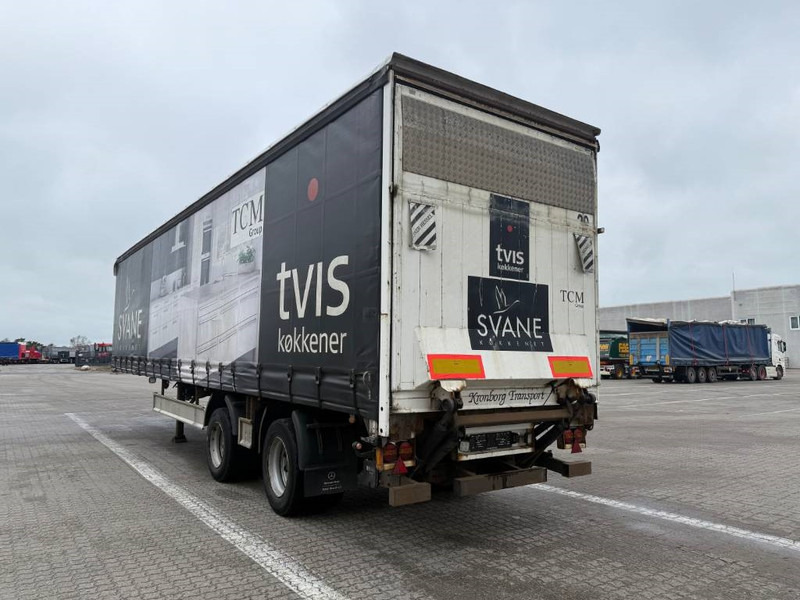 Fliegl Curtainsider / Planenauflieger / Gardin - Semi-trailer dengan terpal samping: gambar 5 Fliegl Curtainsider / Planenauflieger / Gardin - Semi-trailer dengan terpal samping: gambar 5