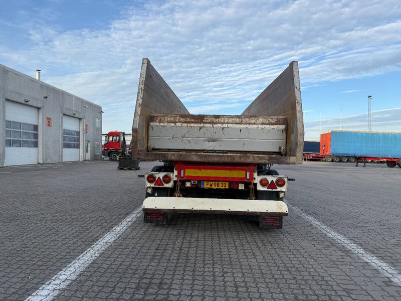 KEL-BERG Tipper / Kipper / Tiptrailer - Semi-trailer jungkit: gambar 4 KEL-BERG Tipper / Kipper / Tiptrailer - Semi-trailer jungkit: gambar 4