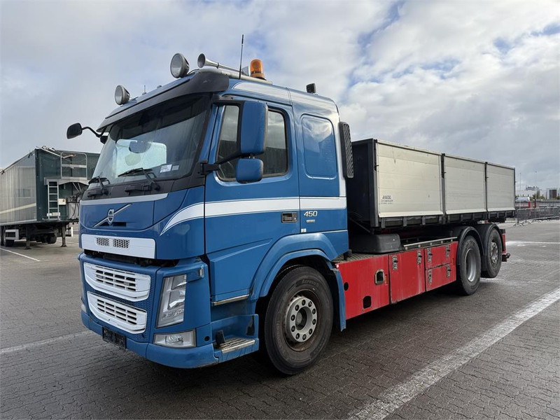 Volvo FM 450 EURO 6 - Truk pembawa sistem kabel: gambar 1 Volvo FM 450 EURO 6 - Truk pembawa sistem kabel: gambar 1