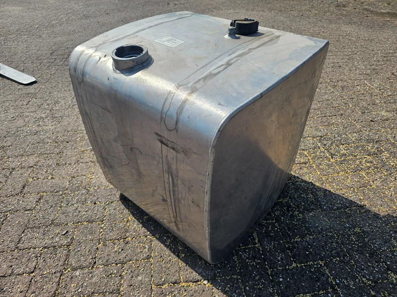 ACGB 787 Mercedes Actros - A6624703501 - Dieseltank 290 Liter - Tangki bahan bakar untuk Truk: gambar 1 ACGB 787 Mercedes Actros - A6624703501 - Dieseltank 290 Liter - Tangki bahan bakar untuk Truk: gambar 1