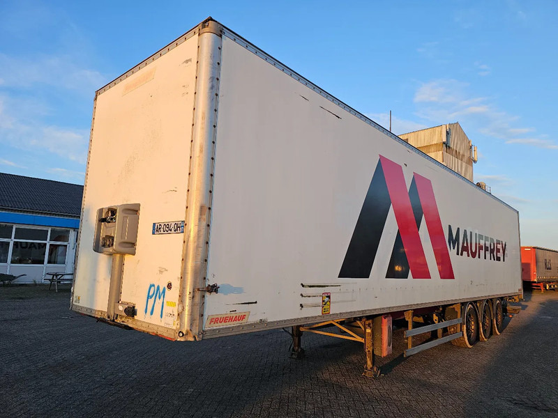 Fruehauf TX34 - Semi-trailer kotak tertutup: gambar 1 Fruehauf TX34 - Semi-trailer kotak tertutup: gambar 1