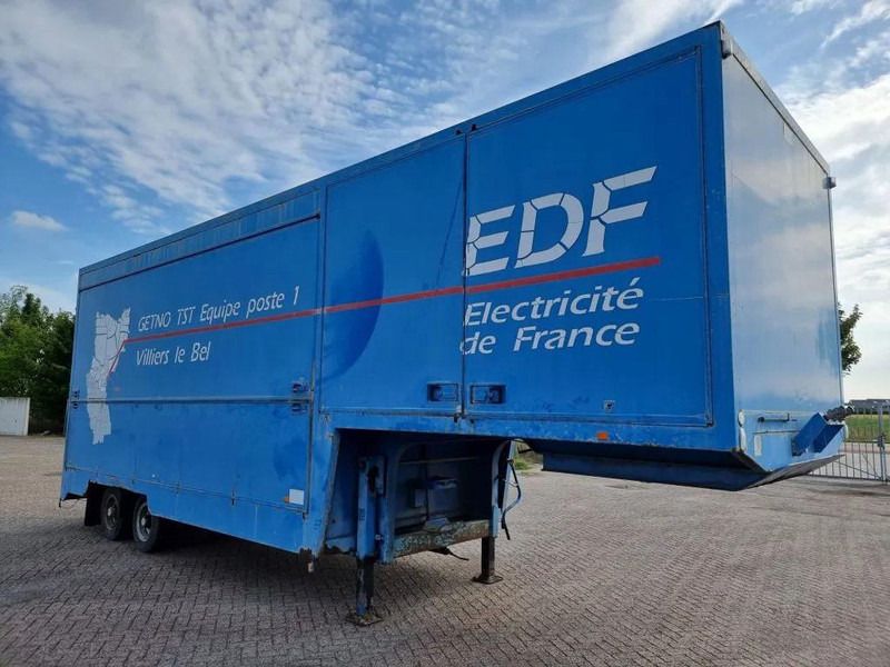 Groenewegen Podiumtrailer - Semi-trailer kotak tertutup: gambar 5 Groenewegen Podiumtrailer - Semi-trailer kotak tertutup: gambar 5