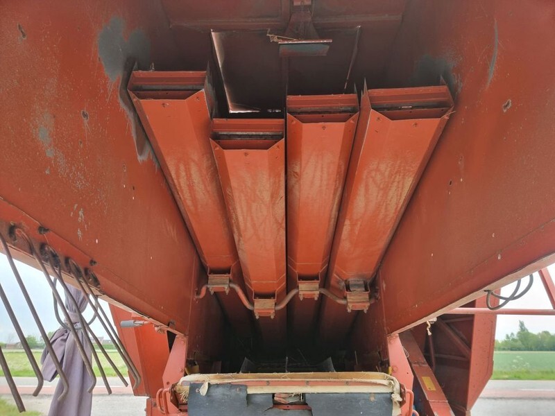 Pemanen gabungan Laverda 3500: gambar 18