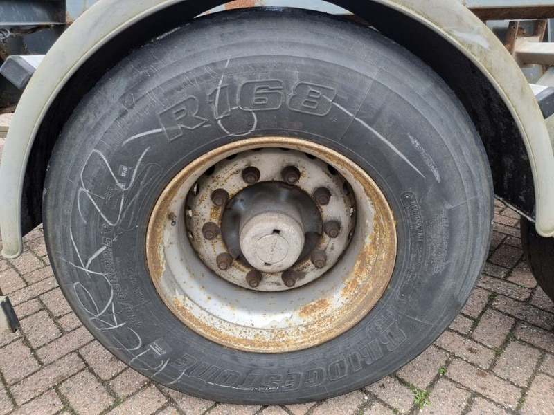 Semi-trailer pengangkut mobil Netam-Fruehauf SMB - Drumbrakes: gambar 11 Semi-trailer pengangkut mobil Netam-Fruehauf SMB - Drumbrakes: gambar 11