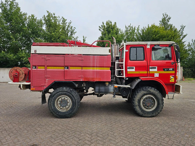 Renault M210 Arbois 3500L - Truk pemadam kebakaran: gambar 4 Renault M210 Arbois 3500L - Truk pemadam kebakaran: gambar 4