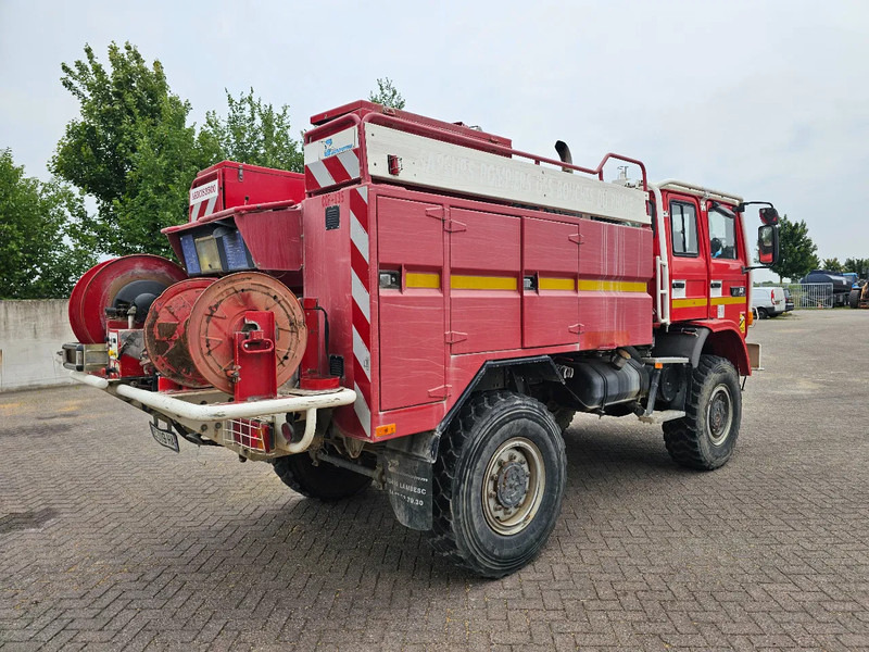 Renault M210 Arbois 3500L - Truk pemadam kebakaran: gambar 5 Renault M210 Arbois 3500L - Truk pemadam kebakaran: gambar 5