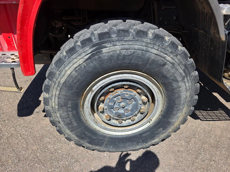 Truk pemadam kebakaran Renault Midliner 210 M210: gambar 20 Truk pemadam kebakaran Renault Midliner 210 M210: gambar 20