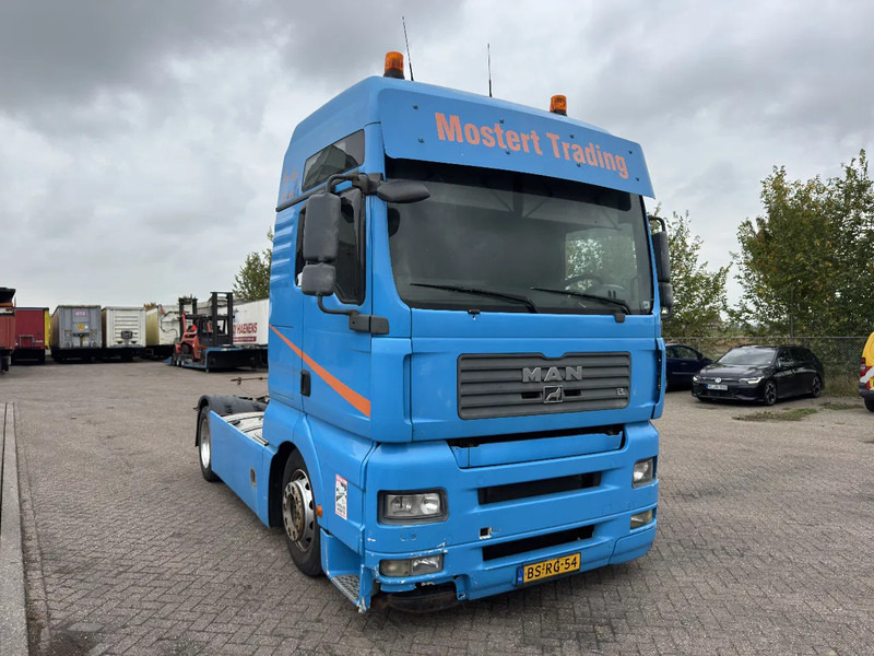 MAN TGA 18.400 H13 HN 184 FT - Tractor head: gambar 3 MAN TGA 18.400 H13 HN 184 FT - Tractor head: gambar 3