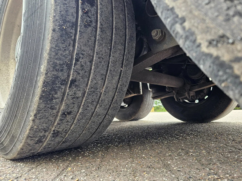 Semi-trailer flatbed Trailor SYY3WX1A - SMB - DISC: gambar 17 Semi-trailer flatbed Trailor SYY3WX1A - SMB - DISC: gambar 17