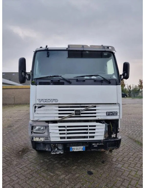 Volvo FH 12.420 6x4 - Manual Gear - STEEL/STEEL - Big Axles - PTO - Truk jungkit: gambar 3 Volvo FH 12.420 6x4 - Manual Gear - STEEL/STEEL - Big Axles - PTO - Truk jungkit: gambar 3