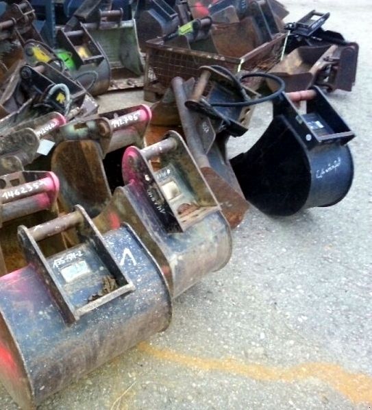 - Ember untuk Ekskavator mini: gambar 1 - Ember untuk Ekskavator mini: gambar 1