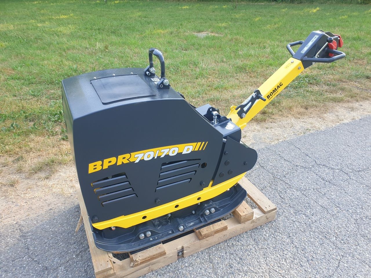 BOMAG BPR 70/70 D - Pelat getar: gambar 4 BOMAG BPR 70/70 D - Pelat getar: gambar 4