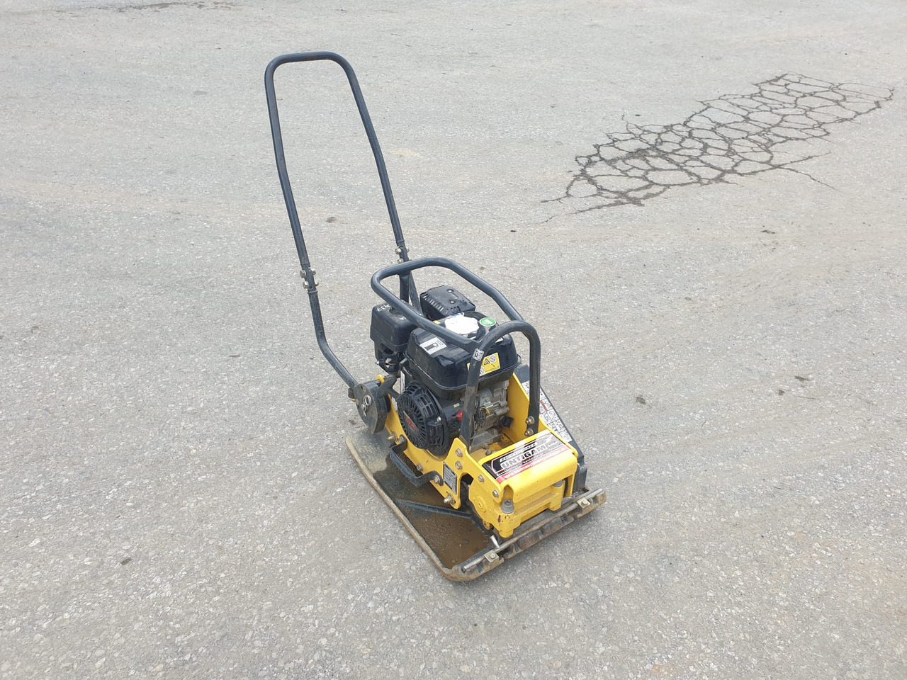 BOMAG BVP 18/45 - Pelat getar: gambar 3 BOMAG BVP 18/45 - Pelat getar: gambar 3