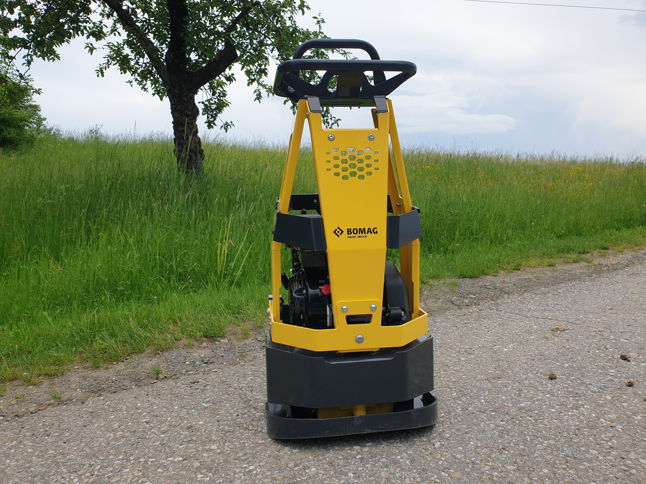 Bomag BR 95 - Pelat getar: gambar 3 Bomag BR 95 - Pelat getar: gambar 3