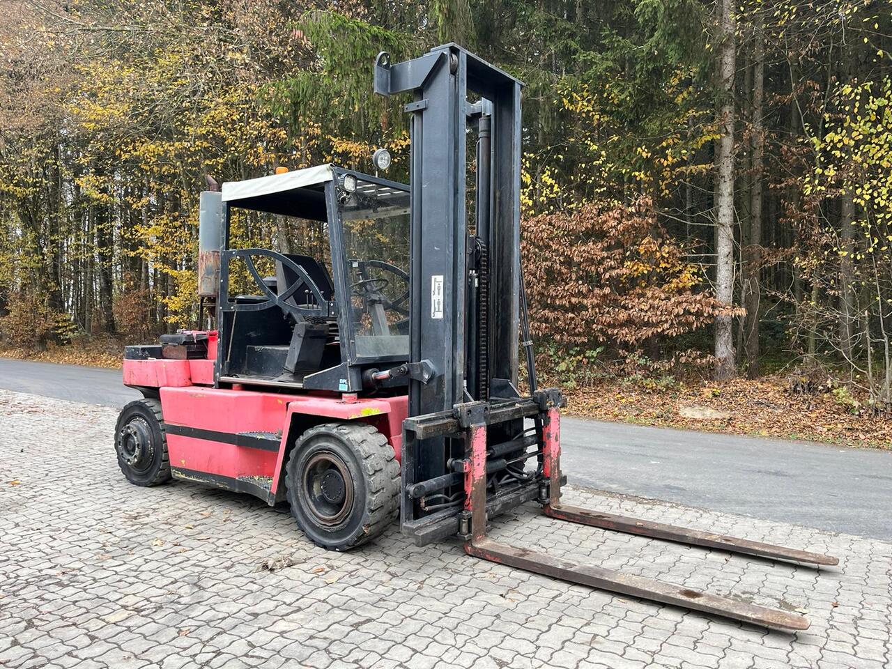 CLARK DPL 60 - Forklift: gambar 4 CLARK DPL 60 - Forklift: gambar 4