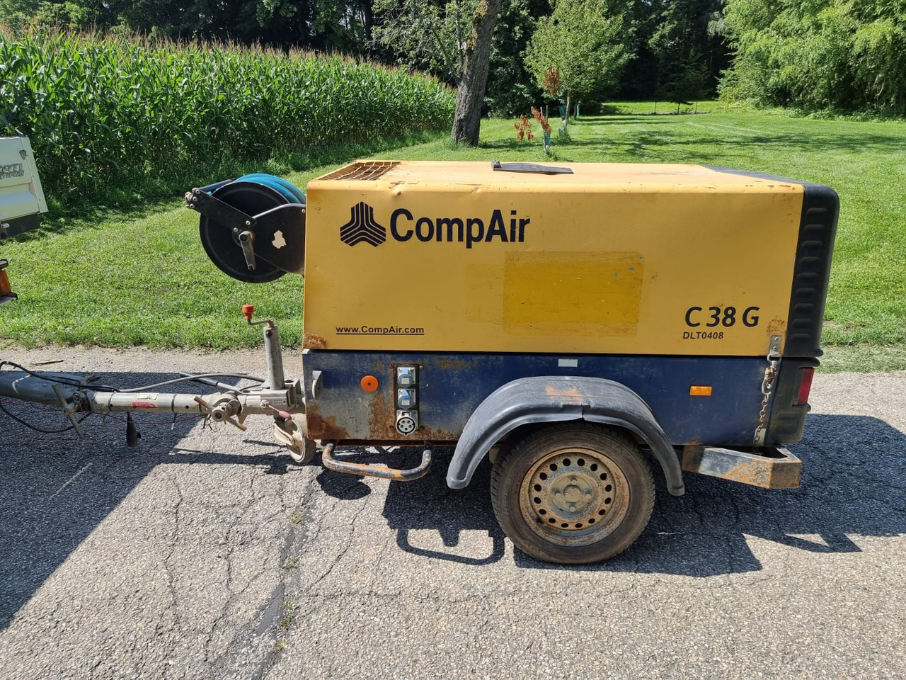 COMPAIR C 38 G - Kompresor udara: gambar 1 COMPAIR C 38 G - Kompresor udara: gambar 1