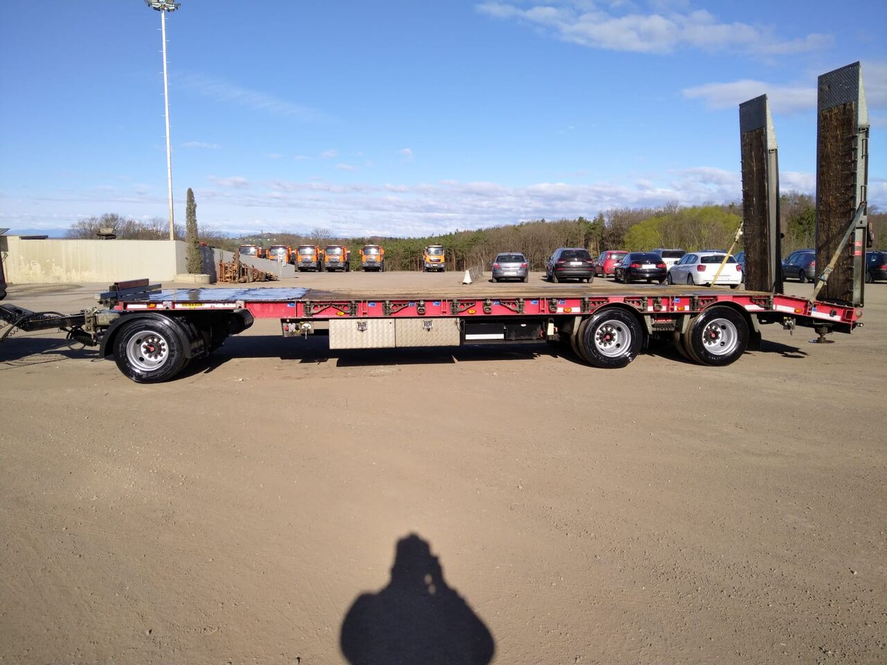 Humbaur HTD 30 - Trailer low bed: gambar 1 Humbaur HTD 30 - Trailer low bed: gambar 1