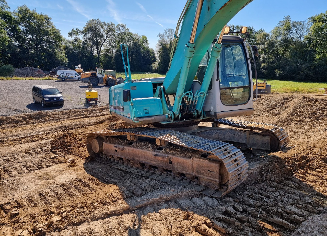 KOBELCO SK 210 NLC-6E - Ekskavator perayap: gambar 4 KOBELCO SK 210 NLC-6E - Ekskavator perayap: gambar 4