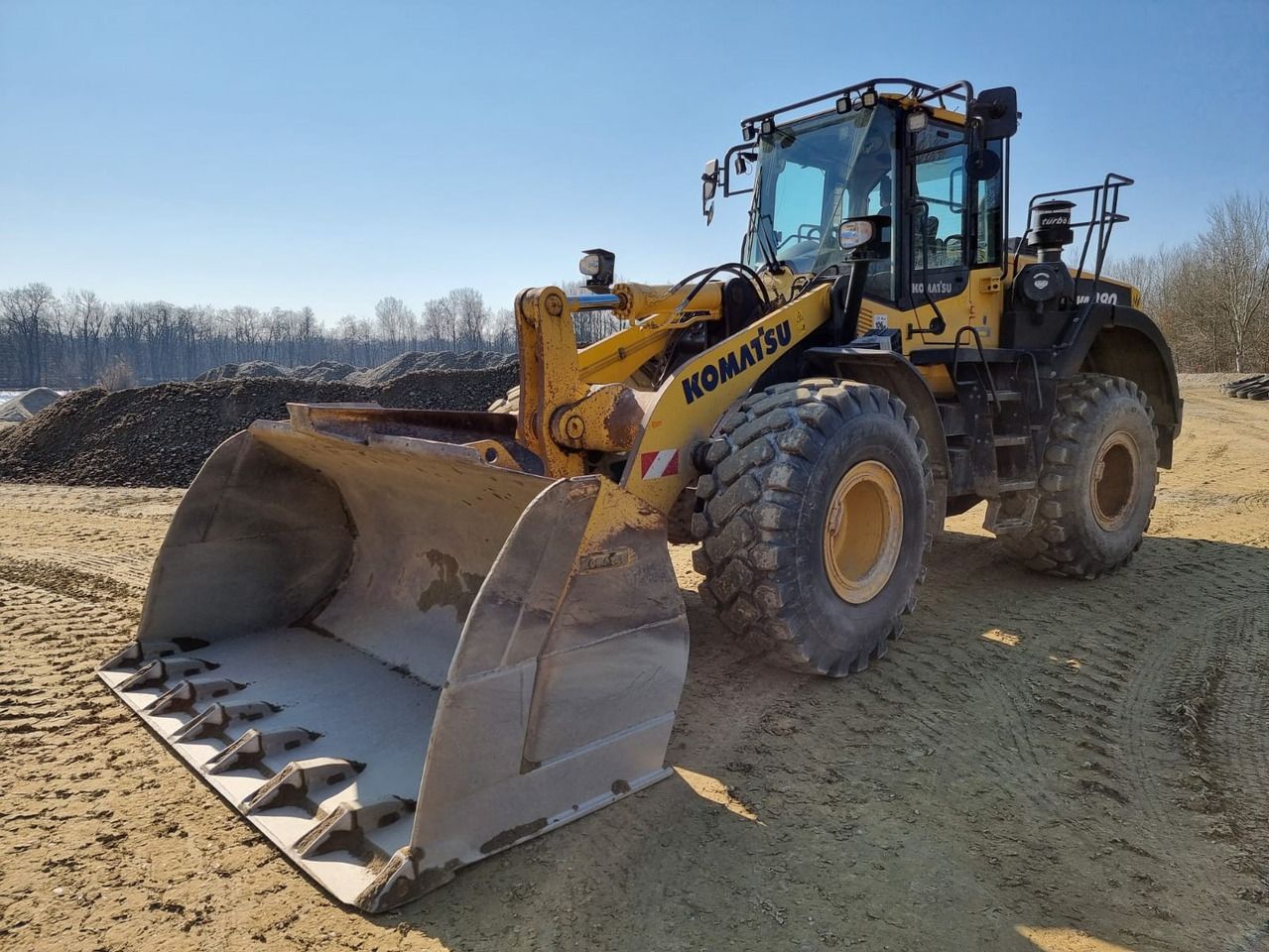Komatsu WA 380-8 - Wheel loader: gambar 3 Komatsu WA 380-8 - Wheel loader: gambar 3