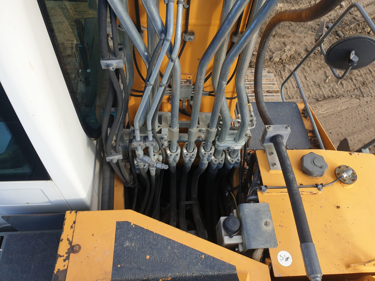 Leasing LIEBHERR R 916 LC-423 LIEBHERR R 916 LC-423: gambar 10