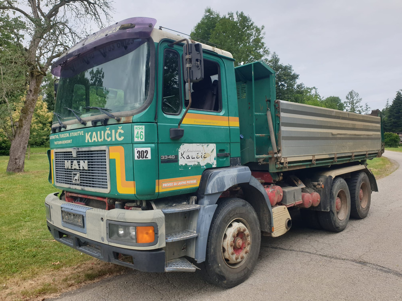 MAN 33.403 DFK - Truk jungkit: gambar 3 MAN 33.403 DFK - Truk jungkit: gambar 3