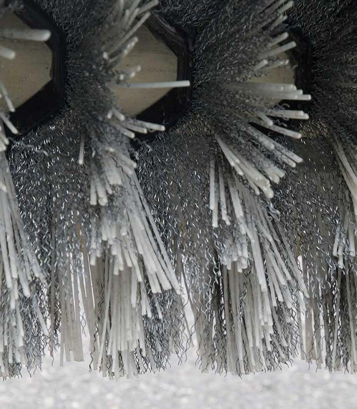 Sweeper type Typ 600 - Sapu untuk Traktor kehutanan: gambar 5 Sweeper type Typ 600 - Sapu untuk Traktor kehutanan: gambar 5