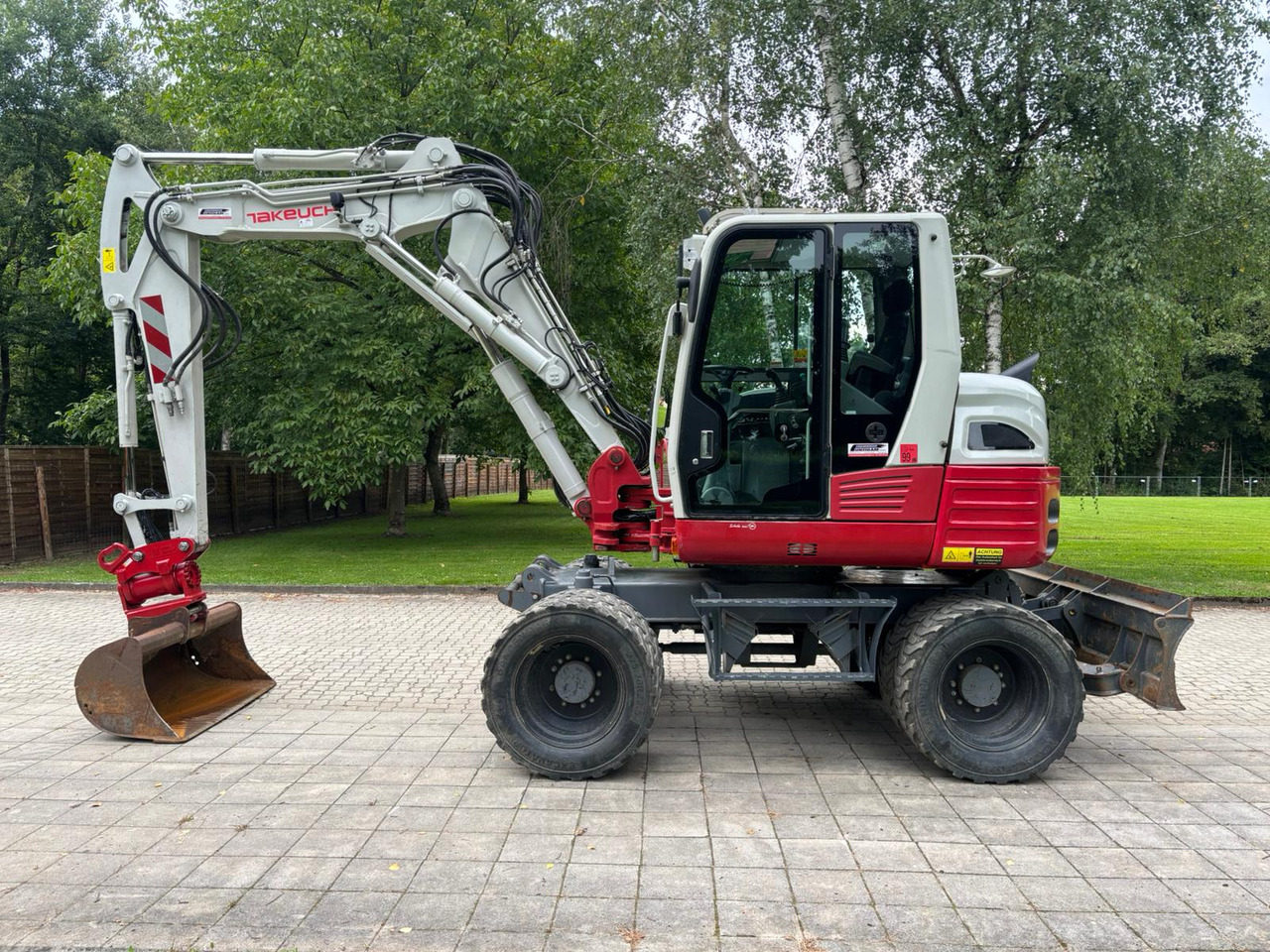 TAKEUCHI TB 295 W - Ekskavator roda: gambar 1 TAKEUCHI TB 295 W - Ekskavator roda: gambar 1