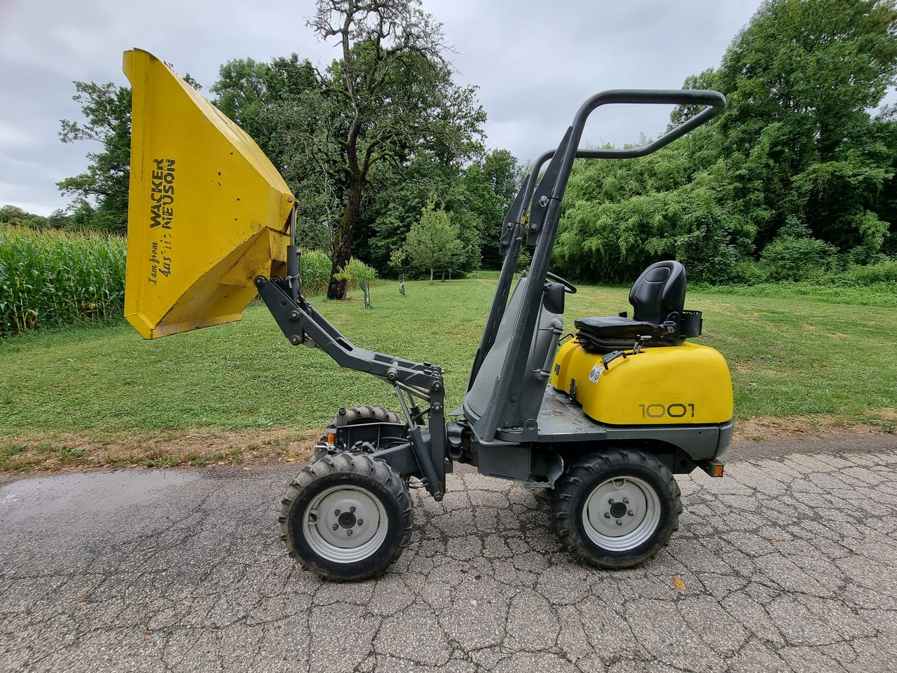 WACKER Neuson 1001 - Tempat sampah mini: gambar 1 WACKER Neuson 1001 - Tempat sampah mini: gambar 1