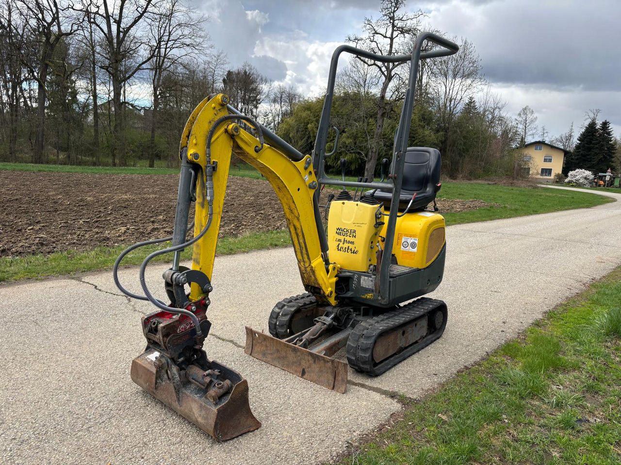 WACKER Neuson 803 - Ekskavator mini: gambar 4 WACKER Neuson 803 - Ekskavator mini: gambar 4