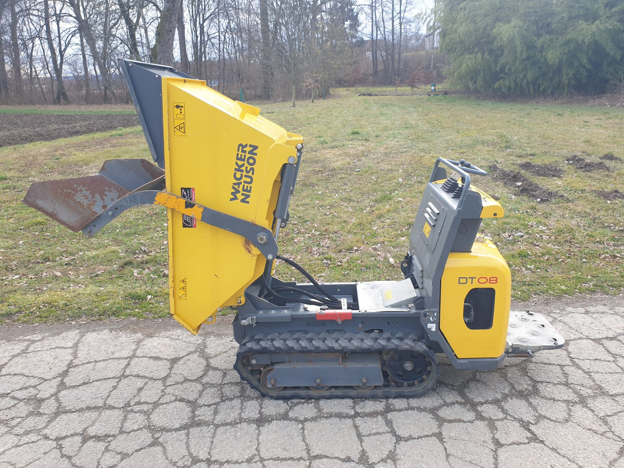 Tempat sampah mini WACKER Neuson DT 08: gambar 9