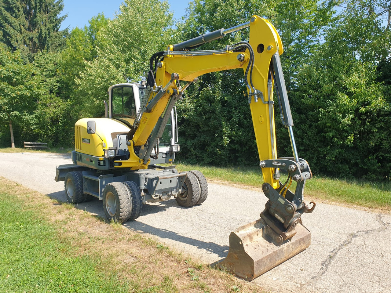WACKER Neuson EW 65 - Ekskavator roda: gambar 4 WACKER Neuson EW 65 - Ekskavator roda: gambar 4