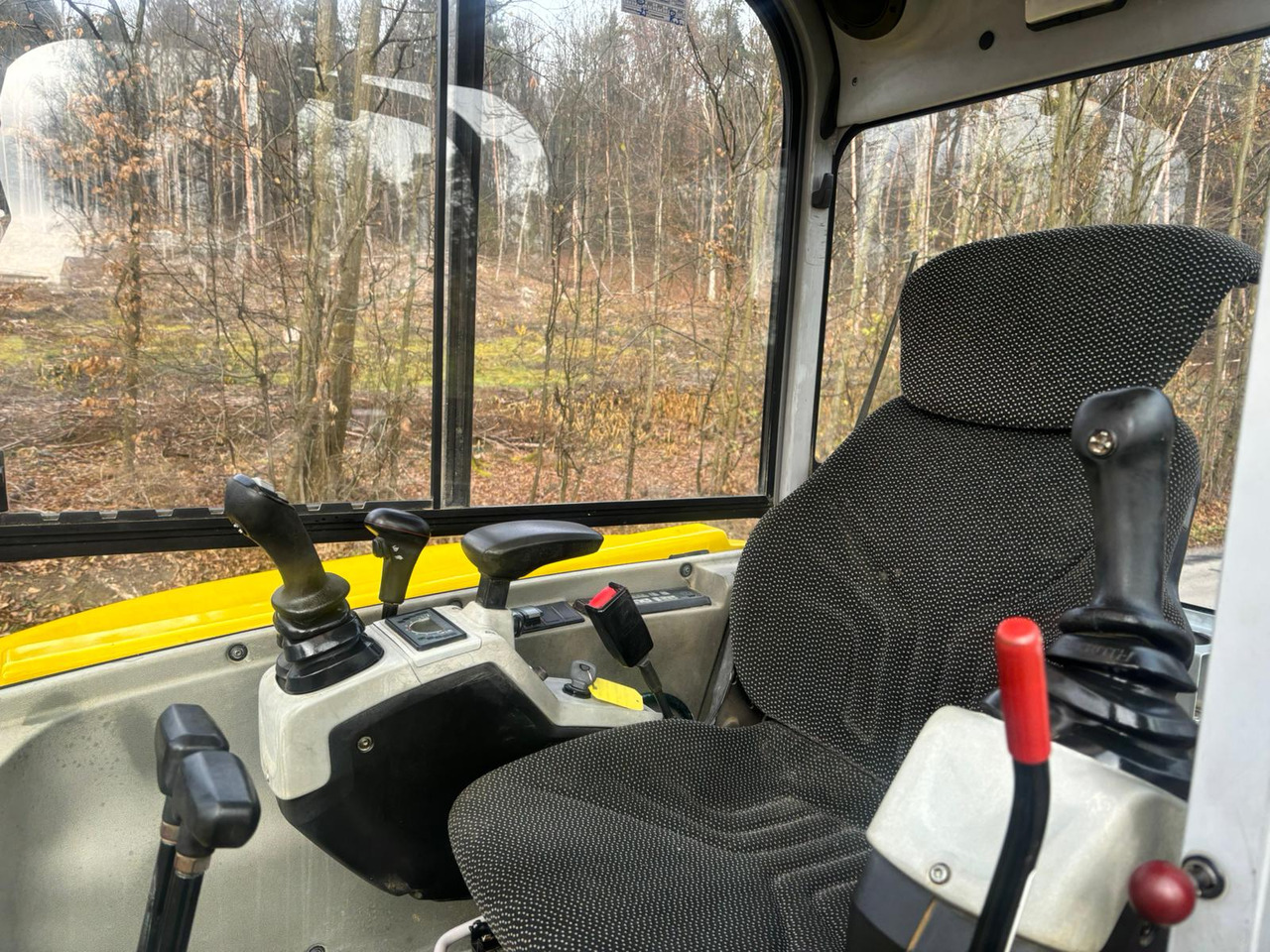 Ekskavator mini WACKER Neuson EZ 38: gambar 9