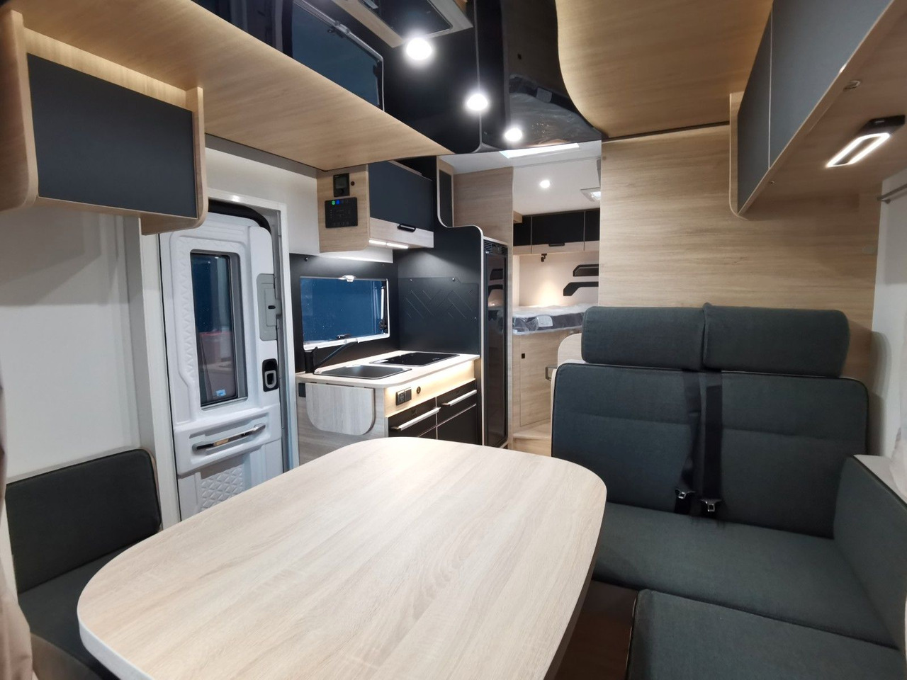 Mobil rumah semi-terintegrasi Chausson 627 TITANIUM / - 2026 - / EINZELBETTEN & HUBBETT: gambar 14 Mobil rumah semi-terintegrasi Chausson 627 TITANIUM / - 2026 - / EINZELBETTEN & HUBBETT: gambar 14