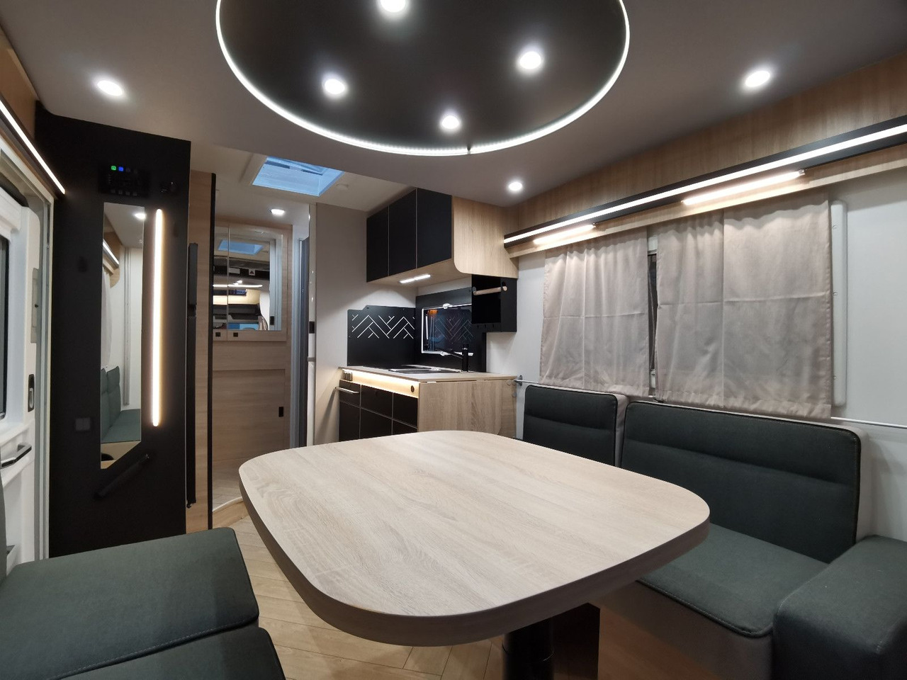 Mobil rumah semi-terintegrasi Chausson 640 ETAPE LINE /-2025- / XXL - HUBBETT & RAUMBAD: gambar 7