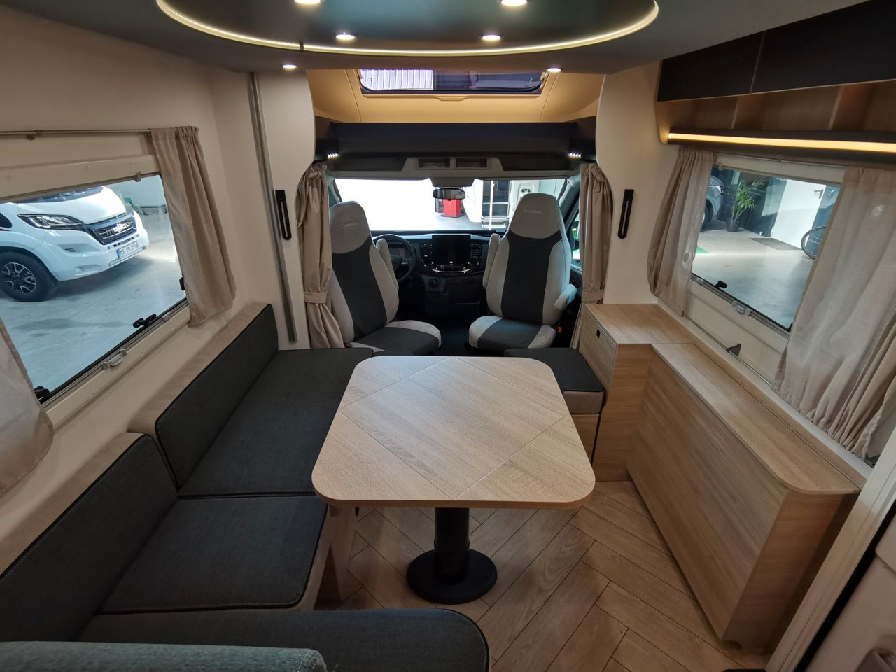 Mobil rumah semi-terintegrasi Chausson 660 ETAPE LINE /-2025- / 640- XXL - HUBBETT / GA: gambar 14