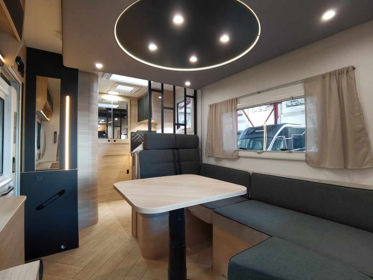 Mobil rumah semi-terintegrasi Chausson 660 ETAPE LINE /-2025- / 640- XXL - HUBBETT / GA: gambar 15