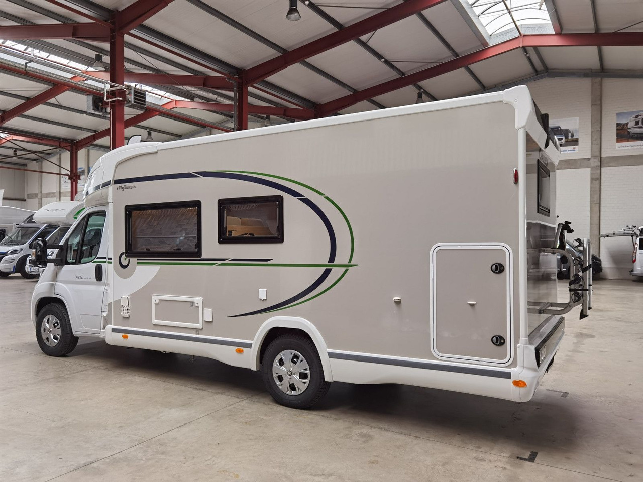 Chausson 724 ETAPE - LINE /140PS /ZUBEHÖR & CONNECT PAKET - Mobil rumah semi-terintegrasi: gambar 5 Chausson 724 ETAPE - LINE /140PS /ZUBEHÖR & CONNECT PAKET - Mobil rumah semi-terintegrasi: gambar 5