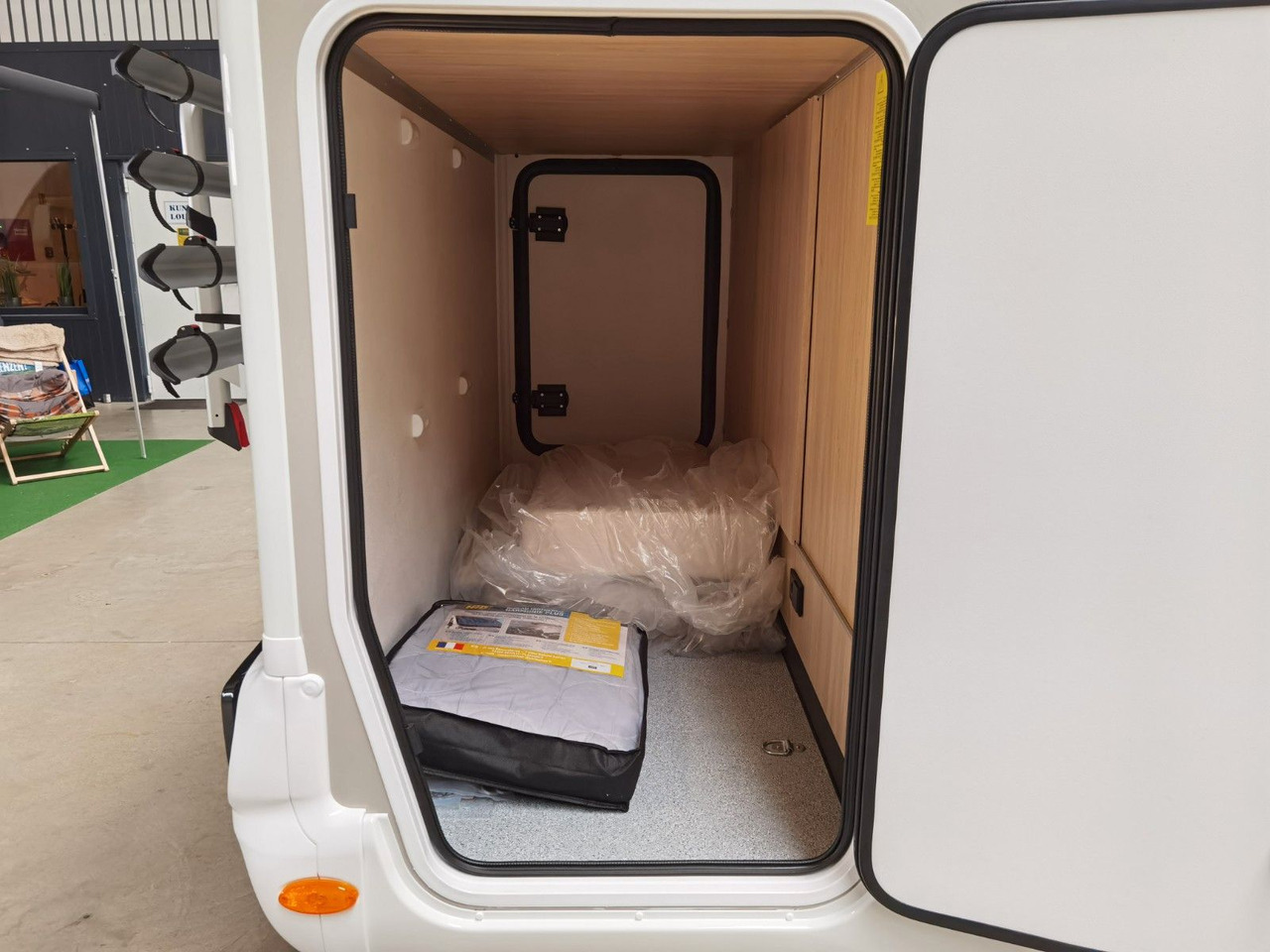 Mobil rumah semi-terintegrasi Chausson 724 ETAPE - LINE /140PS /ZUBEHÖR & CONNECT PAKET: gambar 9