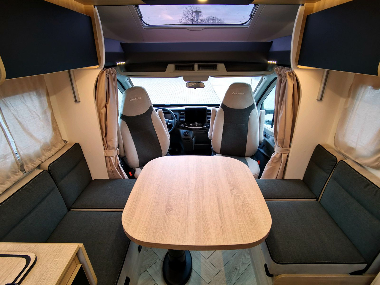 Mobil rumah semi-terintegrasi Chausson 777 ETAPE LINE / -2025- / EINZELBETTEN & HUBBETT: gambar 12