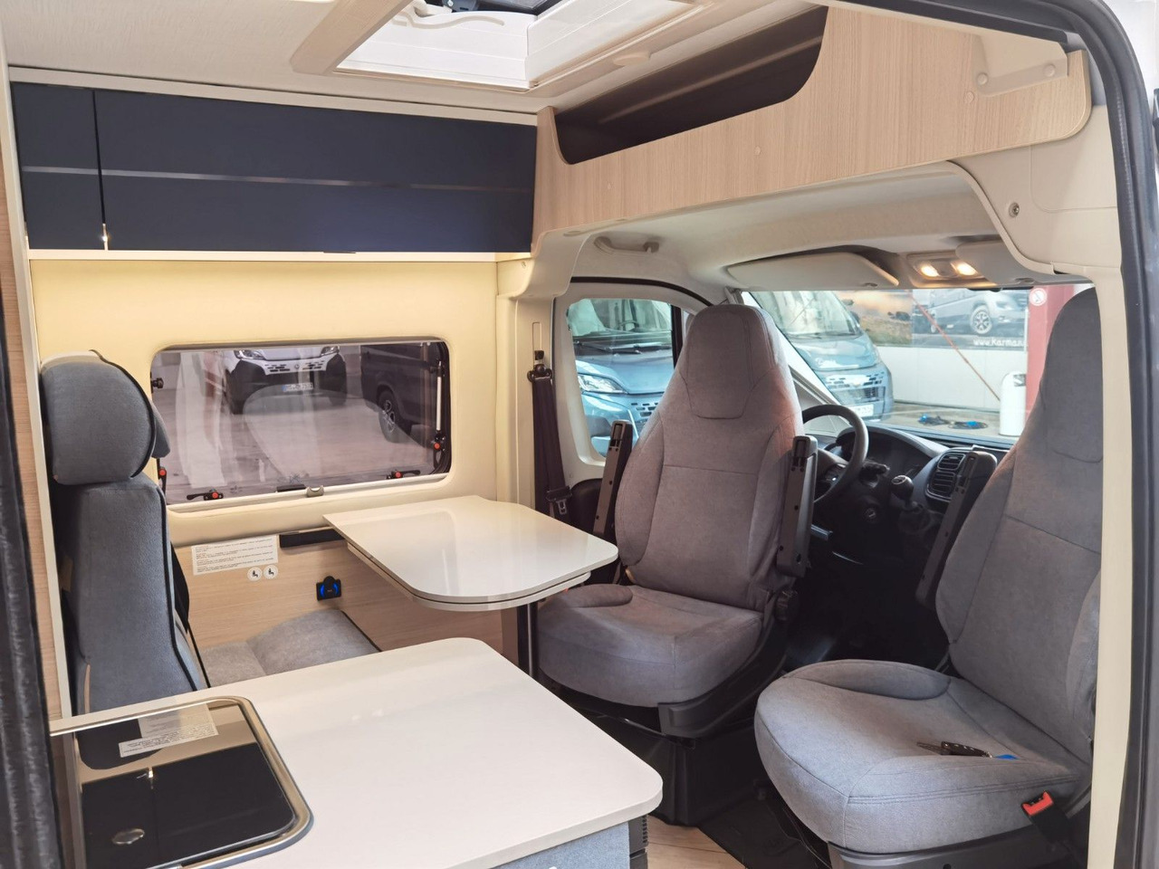 Mobil kemping Chausson V594 FIRST LINE L / MODELL 2026 / 140 PS: gambar 14 Mobil kemping Chausson V594 FIRST LINE L / MODELL 2026 / 140 PS: gambar 14