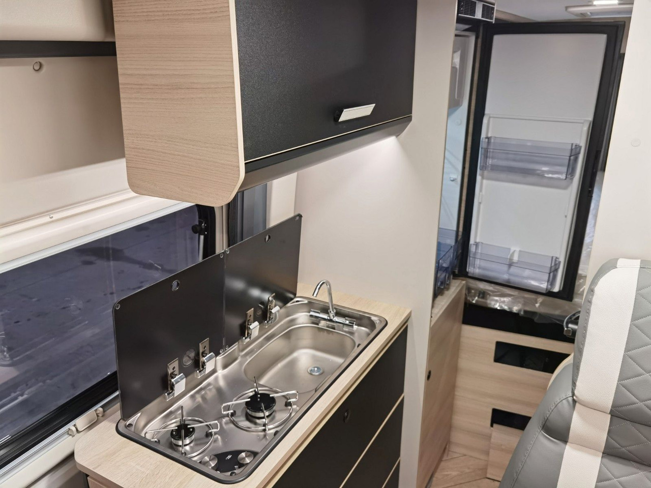 Mobil kemping Chausson V690 SPORT LINE / -2026- / XXL-HUBBETT E-BIKE GA: gambar 16 Mobil kemping Chausson V690 SPORT LINE / -2026- / XXL-HUBBETT E-BIKE GA: gambar 16