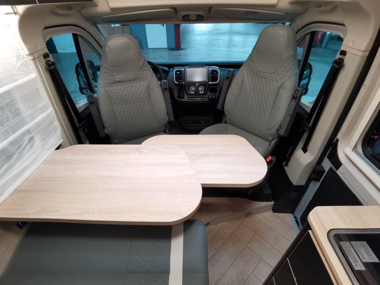 Mobil kemping Chausson V690 SPORT LINE / -2026- / XXL-HUBBETT E-BIKE GA: gambar 14 Mobil kemping Chausson V690 SPORT LINE / -2026- / XXL-HUBBETT E-BIKE GA: gambar 14