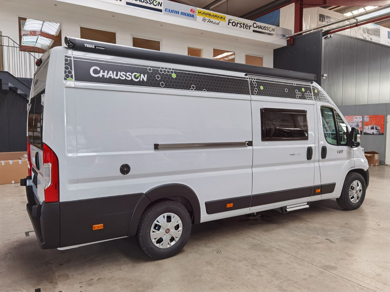 Chausson V697 FIRST LINE / ZUBEHÖR-PAKET / EINZELBETTEN - Mobil kemping: gambar 4 Chausson V697 FIRST LINE / ZUBEHÖR-PAKET / EINZELBETTEN - Mobil kemping: gambar 4