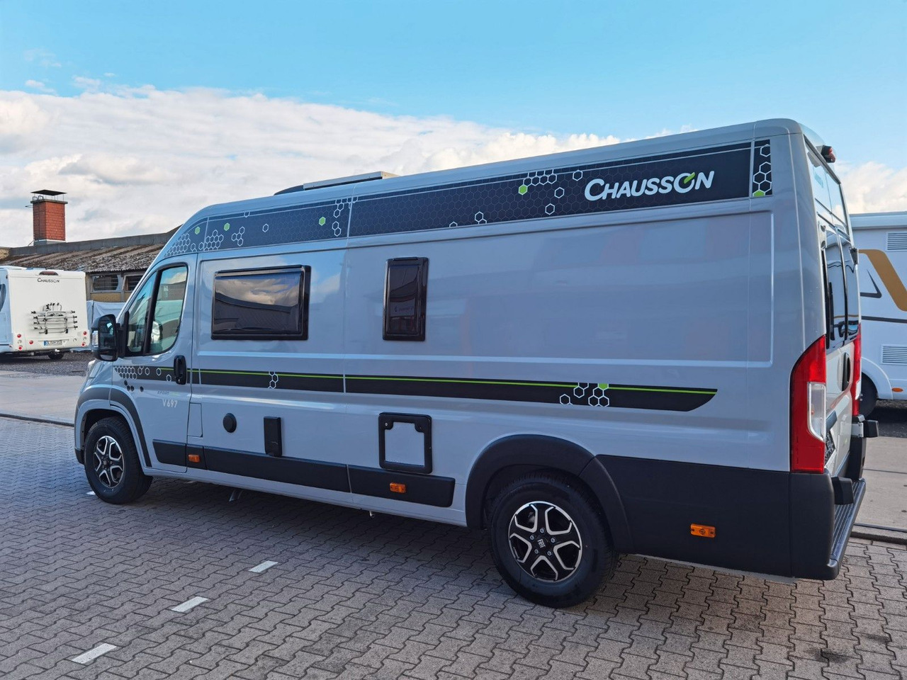 Chausson V697 SPORT LINE /-2025- / 140PS-8G /ARCTIC-PAKET - Mobil kemping: gambar 5 Chausson V697 SPORT LINE /-2025- / 140PS-8G /ARCTIC-PAKET - Mobil kemping: gambar 5